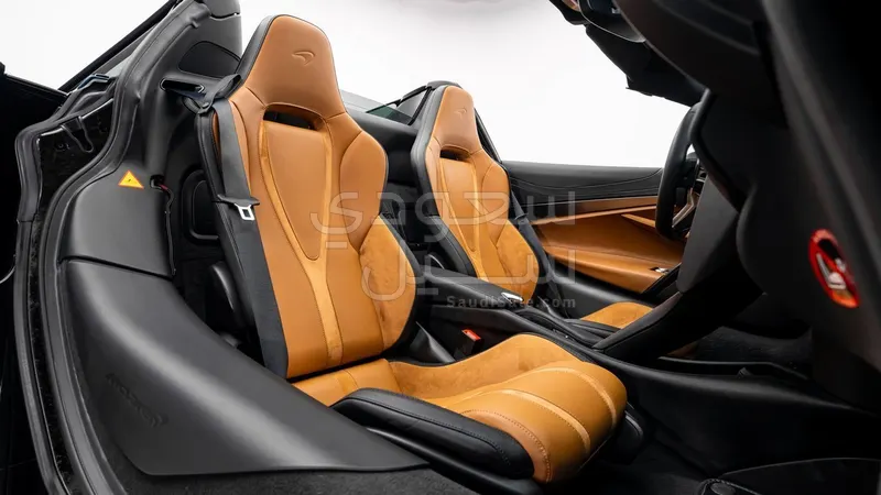 2024 McLaren 750s