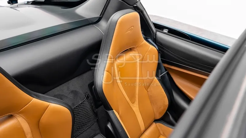 2024 McLaren 750s