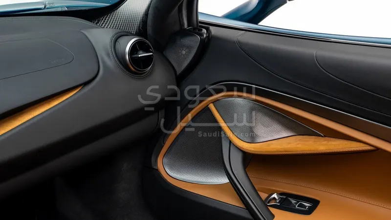 2024 McLaren 750s