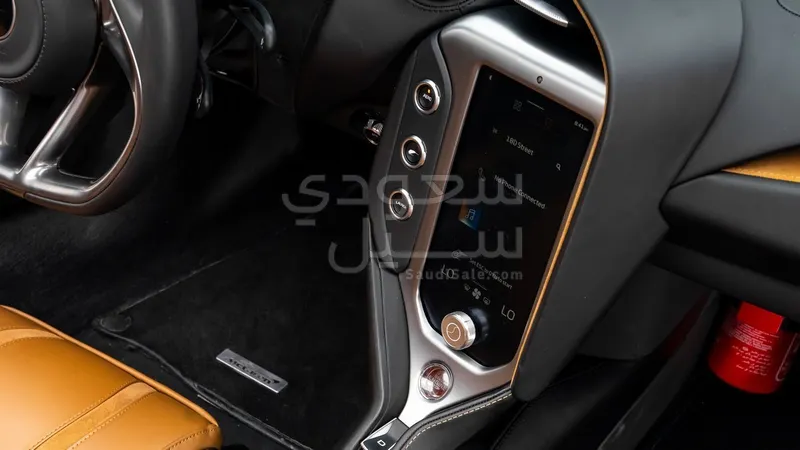 2024 McLaren 750s