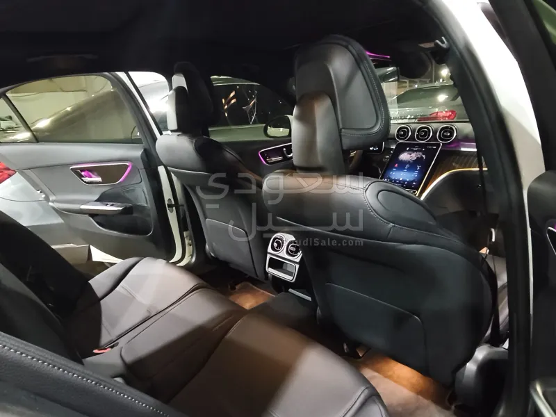 2024 مرسيدس - بنز سي 200