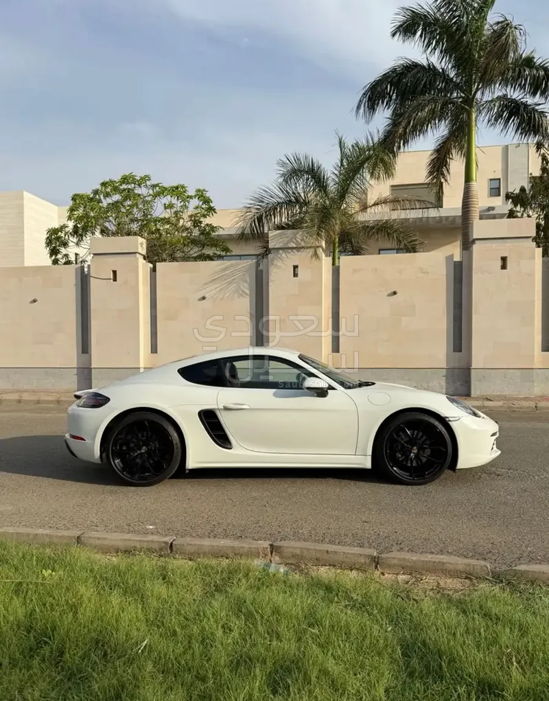 2024 بورش 718 كايمان