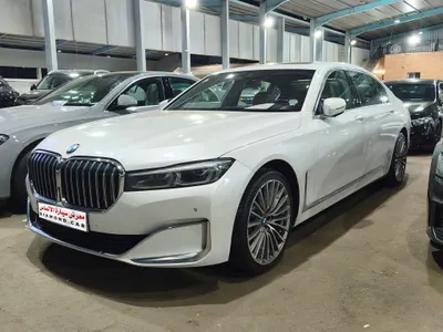 2020 بي ام دبليو الفئة السابعة 730 إل أي