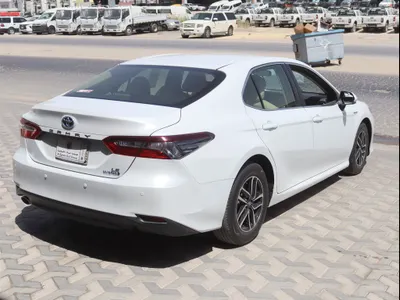 2023 تويوتا كامري ال اي