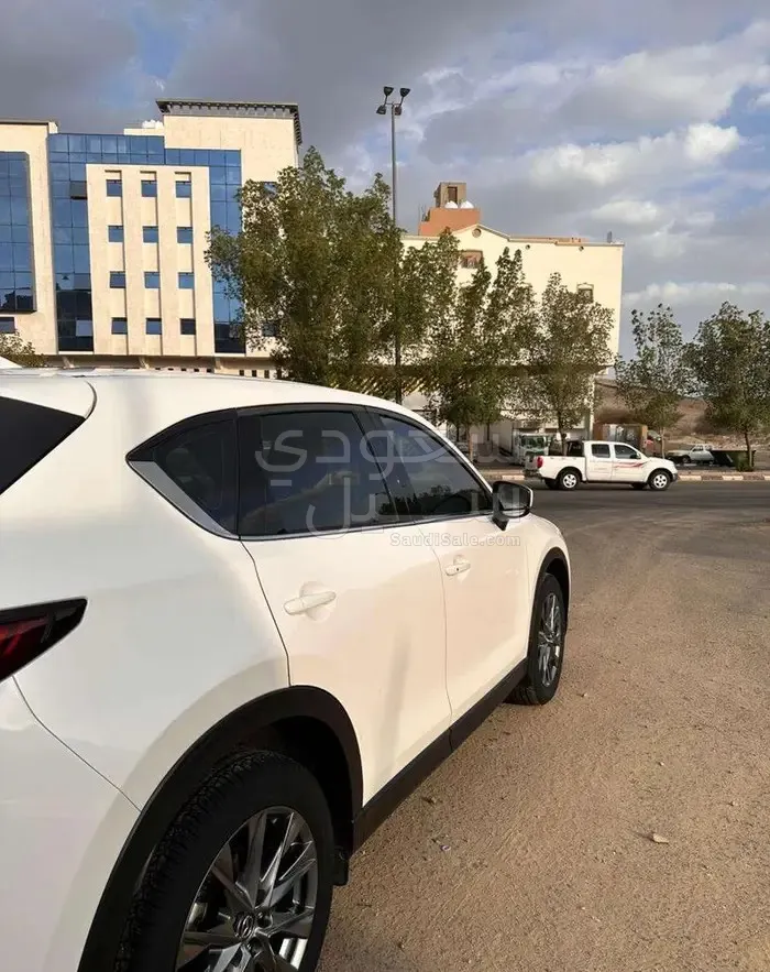 2021 مازدا سي اكس 5 سقنتشر