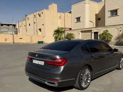 2016 بي ام دبليو الفئة السابعة 750 إل أي