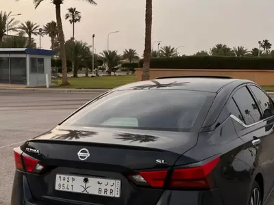 2022 نيسان التيما