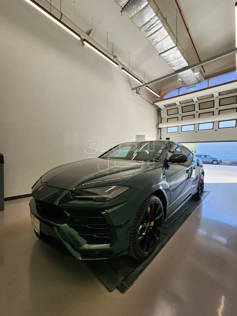 2021 لمبرجيني اوروس اس