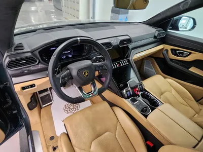 2021 لمبرجيني اوروس اس