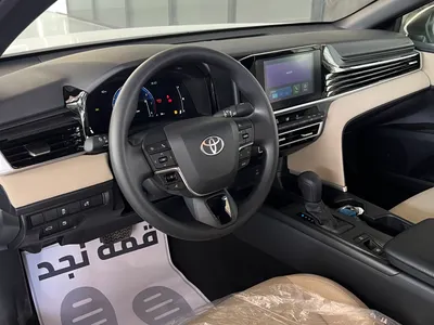 2026 تويوتا كامري ال اي