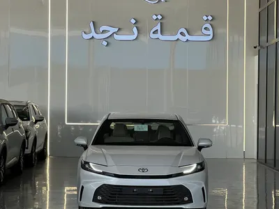 2026 تويوتا كامري ال اي
