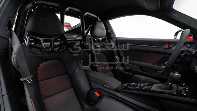 2025 بورش 911 جي تي 3 ار اس
