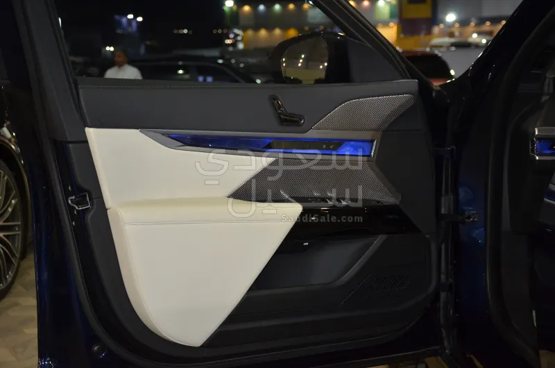2023 بي ام دبليو الفئة السابعة 735أي