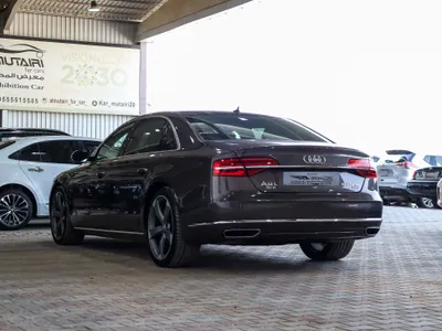 2015 اودي اي 8 ال 50 تي اف اس اي