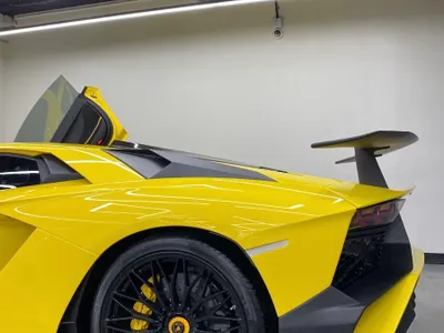 2018 لمبرجيني افنتادور اس