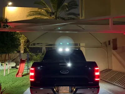 2019 فورد اف 150 لاريات