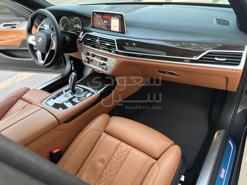 2019 بي ام دبليو الفئة السابعة 740 إل أي
