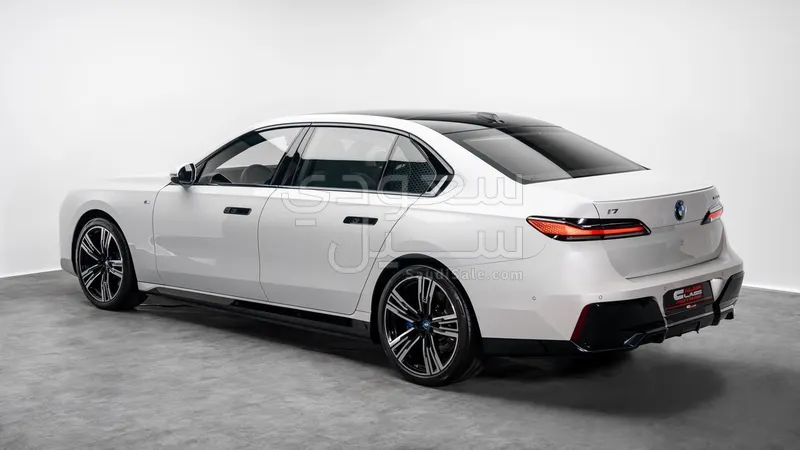 2023 بي ام دبليو الفئة السابعة 760أي
