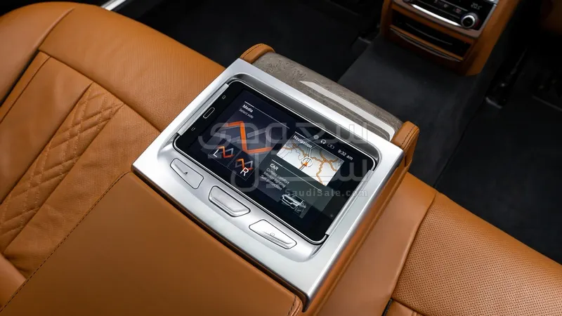 2021 بي ام دبليو الفئة السابعة 730 إل أي