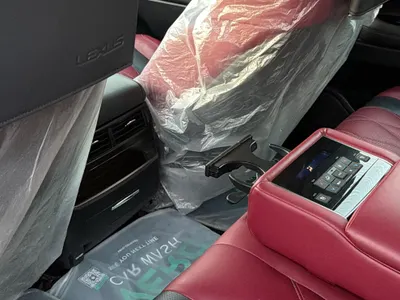 2021 لكزس إل إكس 570 بلاك اديشن