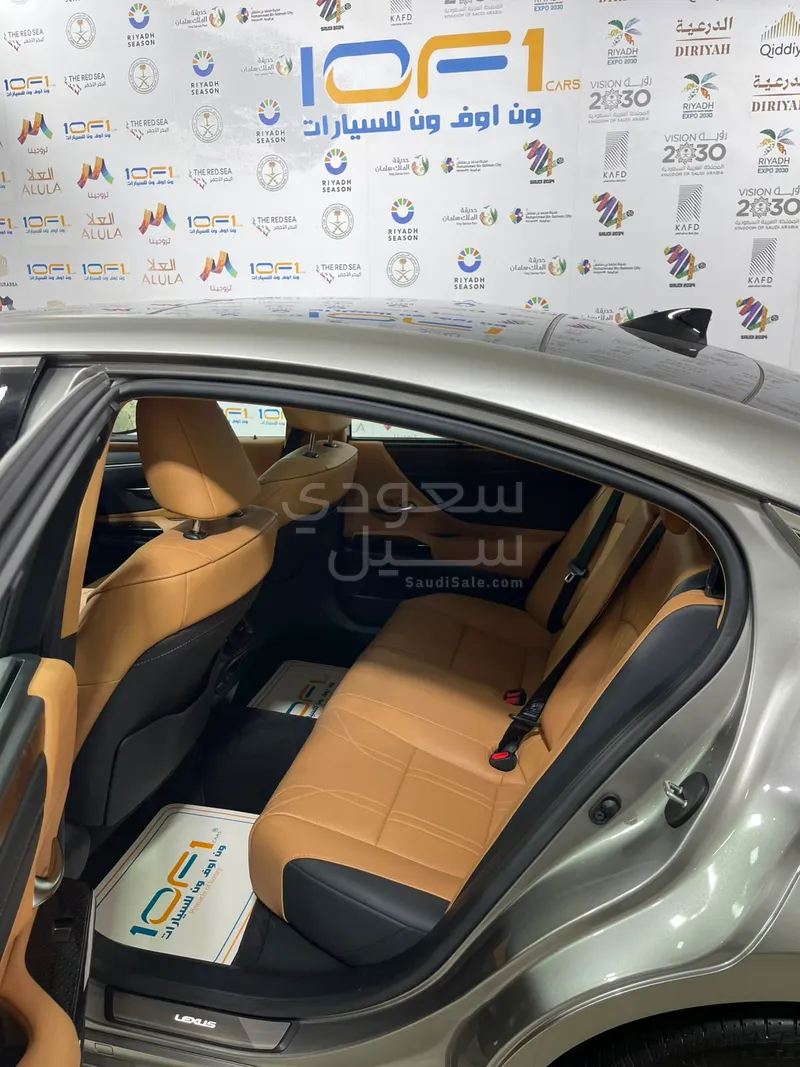 2025 لكزس إي إس 350 دي دي