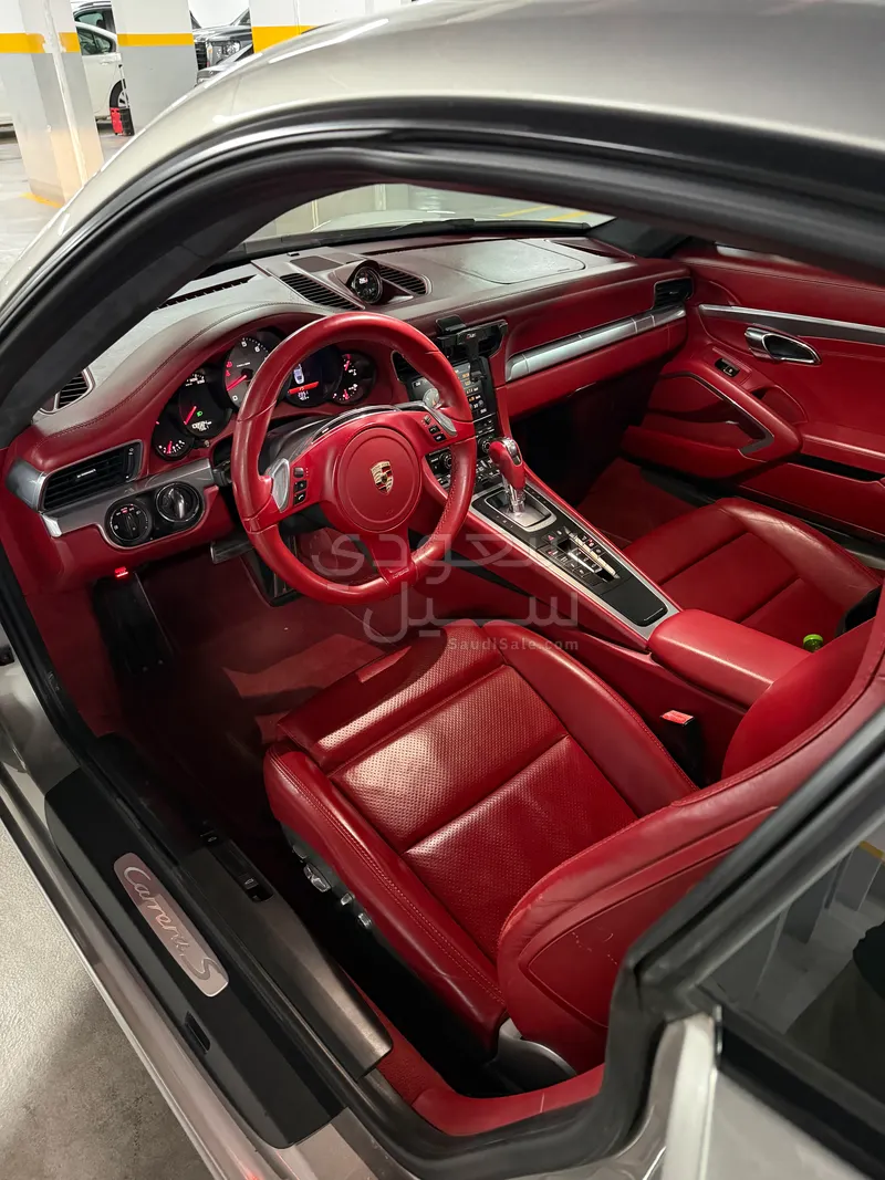 2013 بورش 911 كاريرا اس