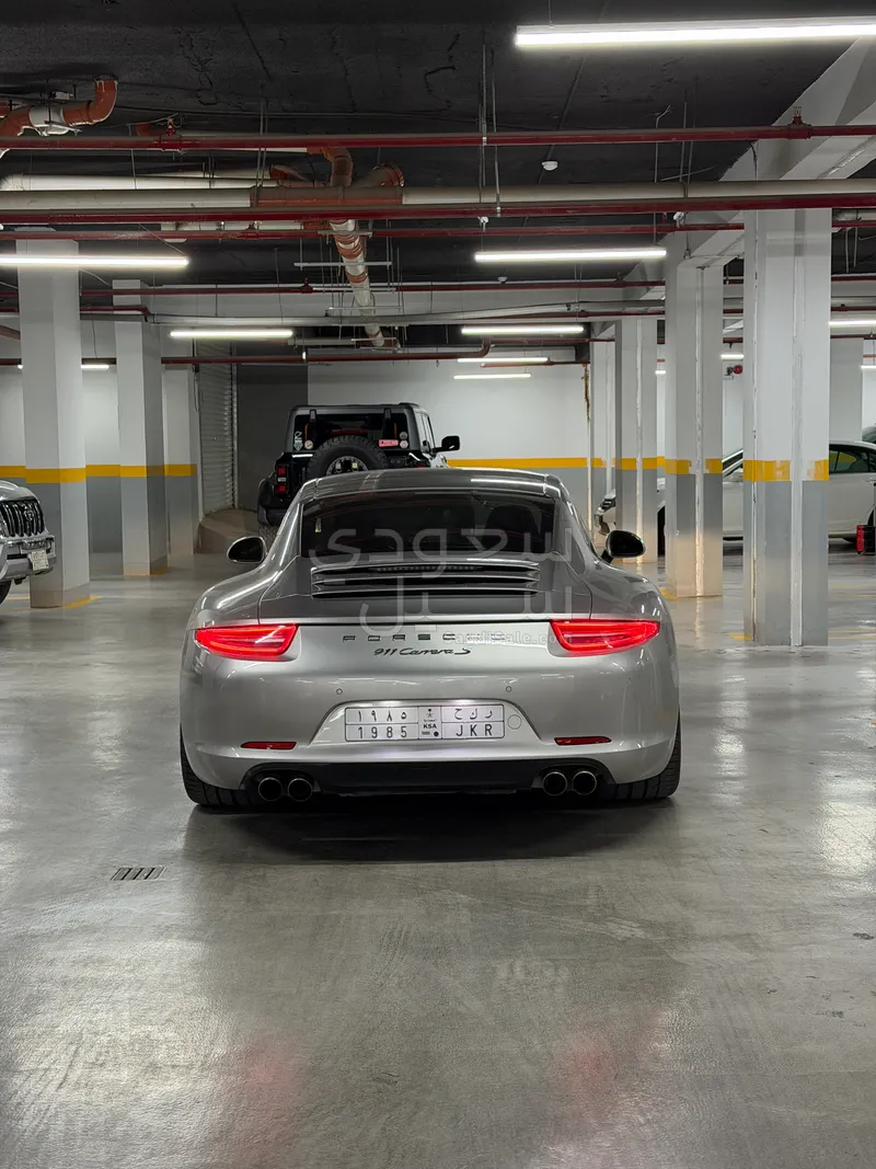 2013 بورش 911 كاريرا اس