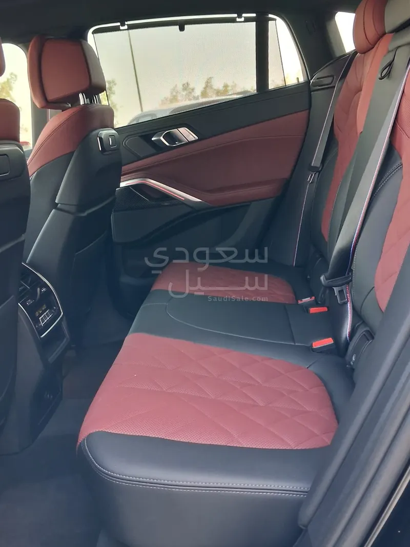2024 بي ام دبليو الفئة اكس 6 إم