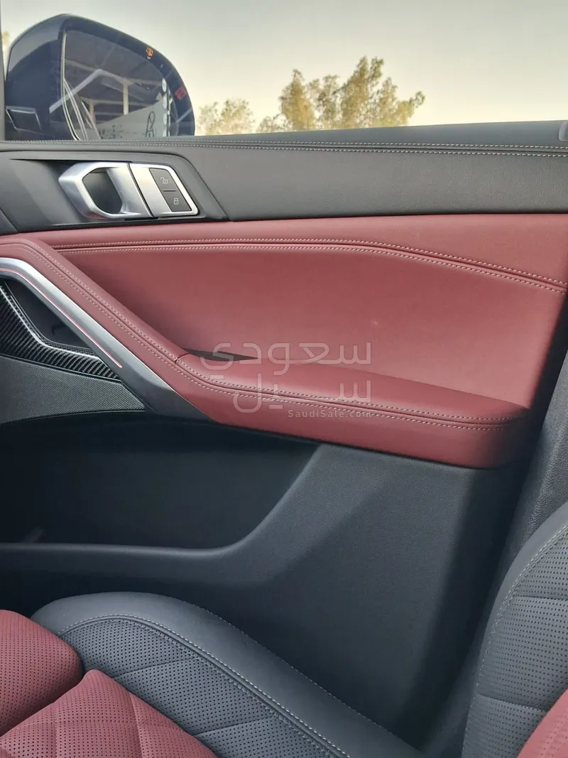 2024 بي ام دبليو الفئة اكس 6 إم