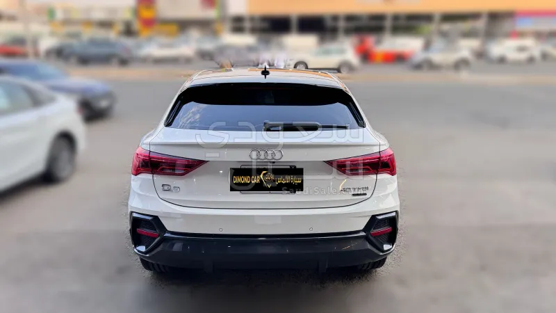 2020 اودي كيو 3 سبورت باك