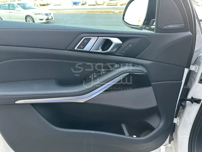 2025 بي ام دبليو الفئة اكس 5