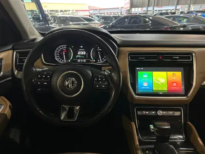 2020 ام جي ار اكس 8