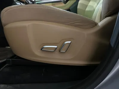 2020 ام جي ار اكس 8