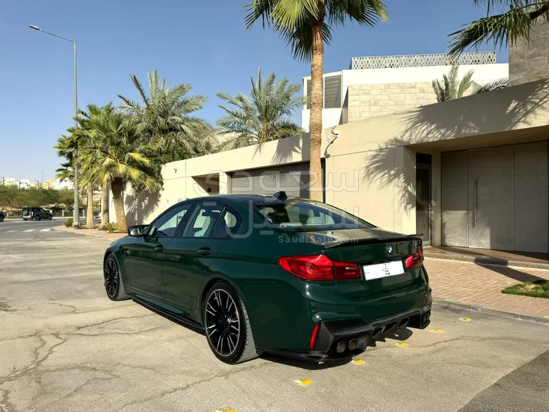 2020 بي ام دبليو الفئة ام إم 5 كومباتيشن باكج