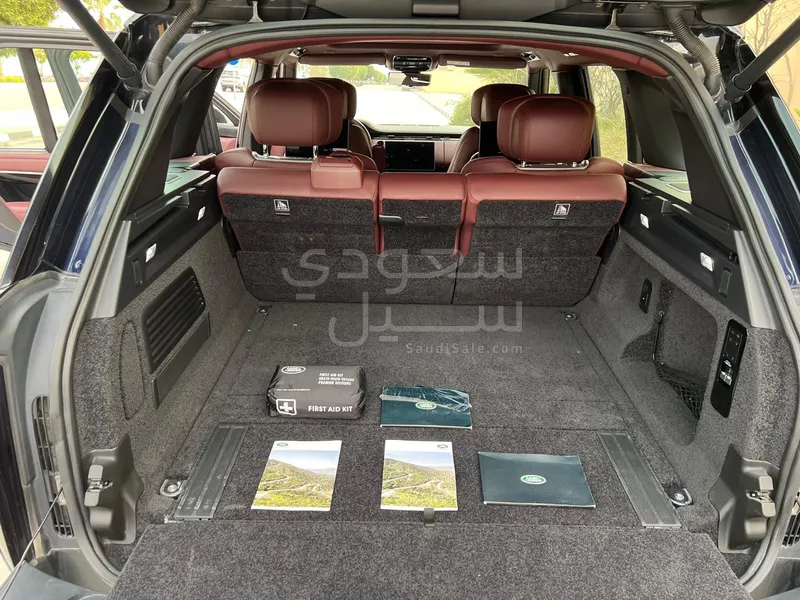 2023 لاند روفر رينج روفر فوج اوتوبيوغرافي