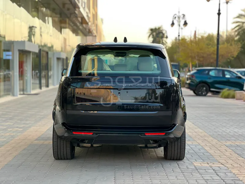 2026 لاند روفر رينج روفر اتش اس اي