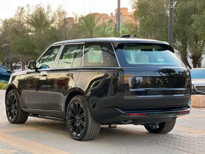 2026 لاند روفر رينج روفر اتش اس اي