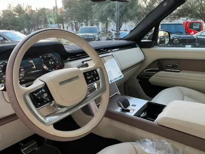 2026 لاند روفر رينج روفر اتش اس اي