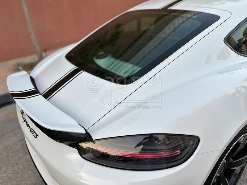 2018 بورش 718 كايمان جي تي اس