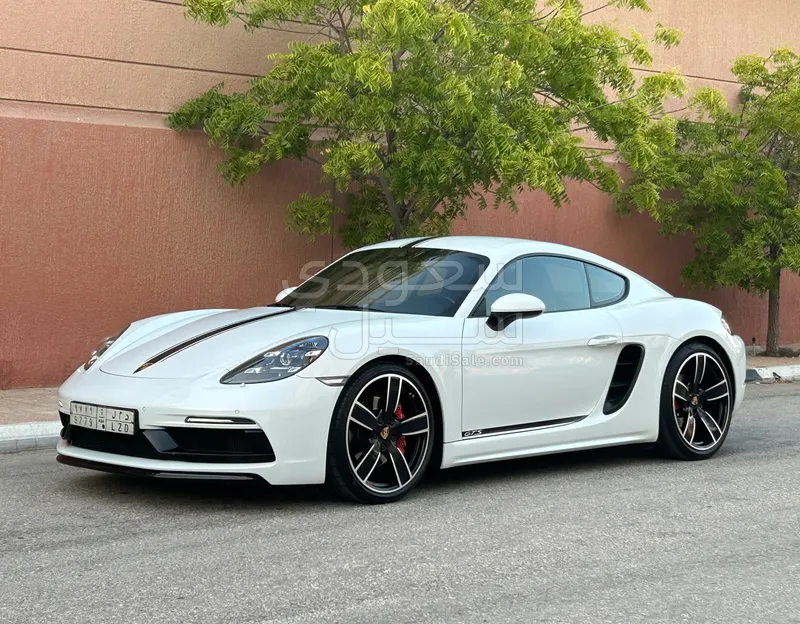 2018 بورش 718 كايمان جي تي اس