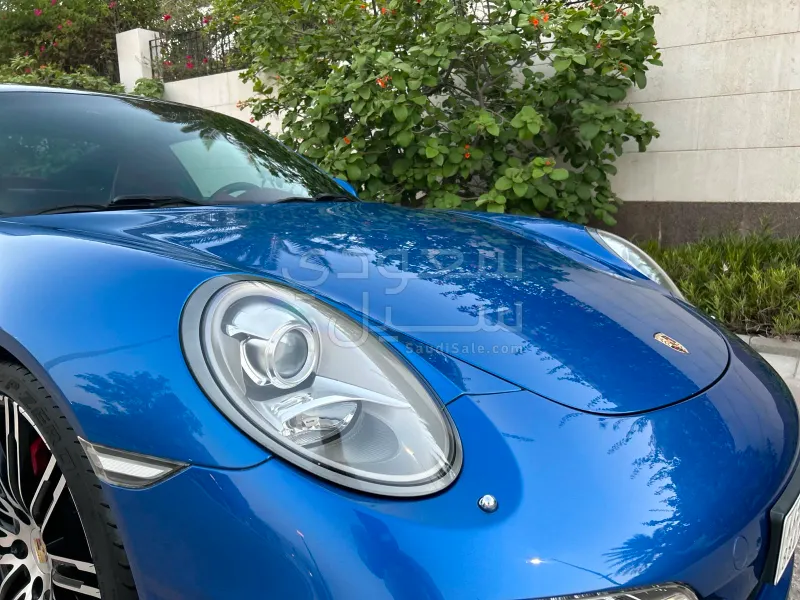 2016 بورش 911 كاريرا اس