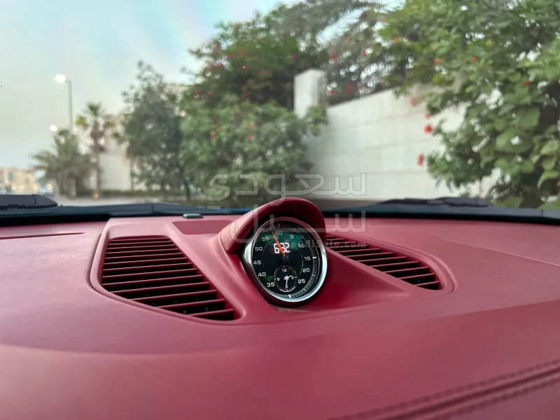 2016 بورش 911 كاريرا اس