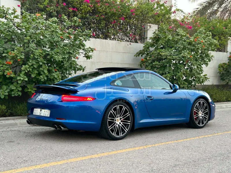 2016 بورش 911 كاريرا اس
