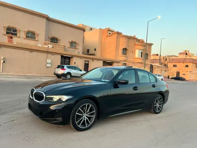 2023 بي ام دبليو الفئة الثالثة 320 أي