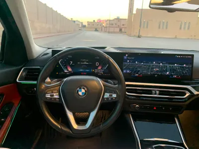 2023 بي ام دبليو الفئة الثالثة 320 أي