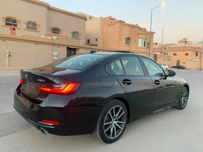 2023 بي ام دبليو الفئة الثالثة 320 أي