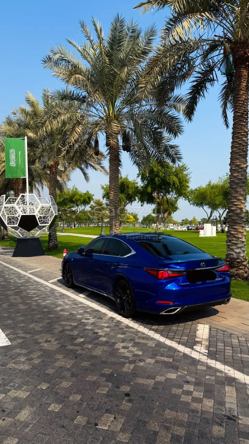 2019 لكزس إي إس 350 اف سبورت