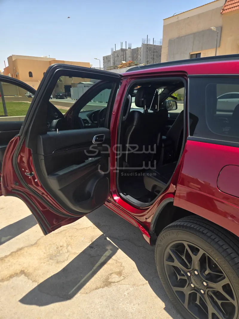 2021 جييب شيروكي ليمتد