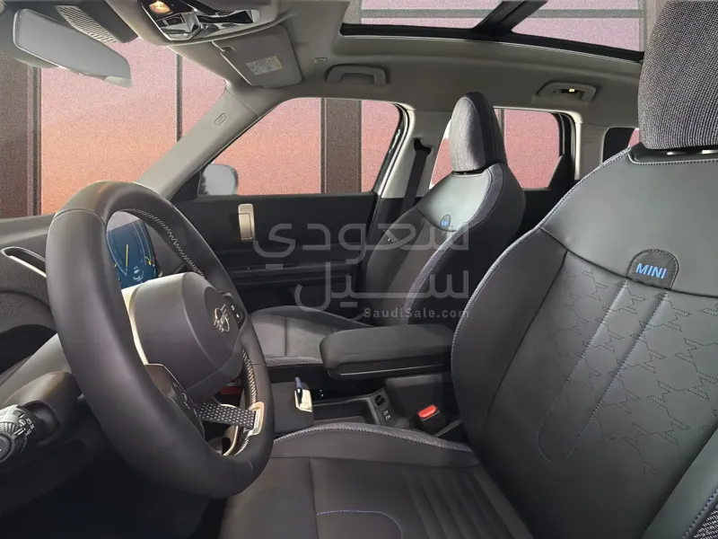 2026 ميني كونتري مان