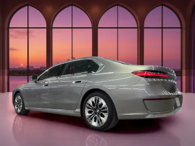2026 بي ام دبليو الفئة السابعة 730 إل أي
